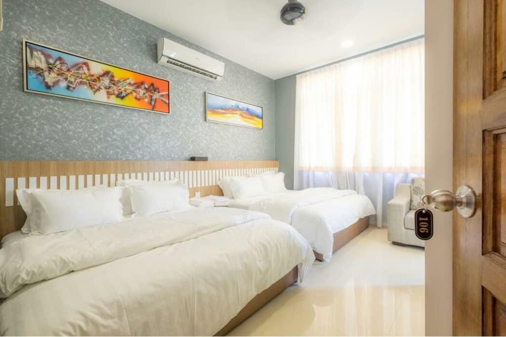 6, Persiaran Tanjung Bunga 3 Villa Batu Ferringhi Exterior photo